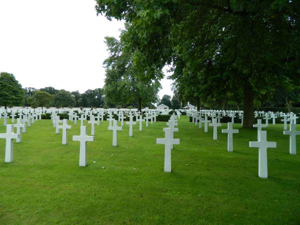 Crosses of Americans that gave their life during World War II.